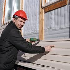 Siding Removal and Disposal in Winneconne, WI